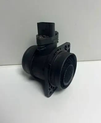Volkswagen Golf V Mass air flow meter 038906461B