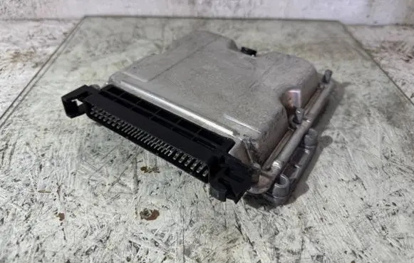 Peugeot 607 Engine control unit/module 8878L0F6 9641188180 EDC15C2
