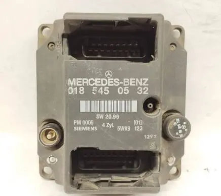 Mercedes-Benz C W202 Ignition amplifier control unit 0185450532 A0185450532