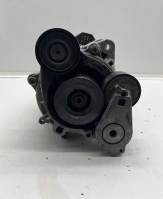 Audi A4 S4 B9 8W Generator/alternator 04L903018A 721002761 2724194D