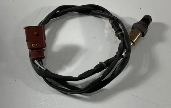 Audi A3 S3 8P Lambda probe sensor 06F906262E 0258006555 0258006556