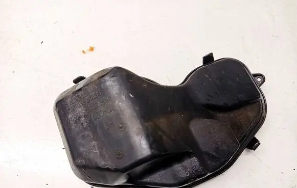 Ford Focus Headlight/headlamp dust cover 4M5113K060BA