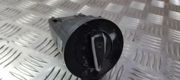 Skoda Octavia Mk1 (1U) Light switch 3B0941531B