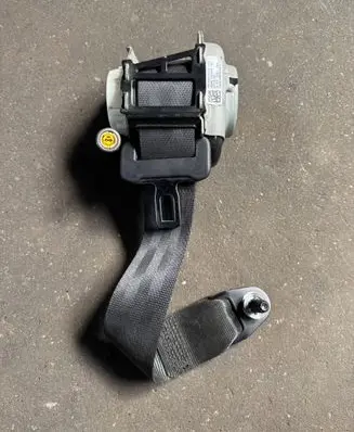 Alfa Romeo Stelvio Rear seatbelt 01561244140