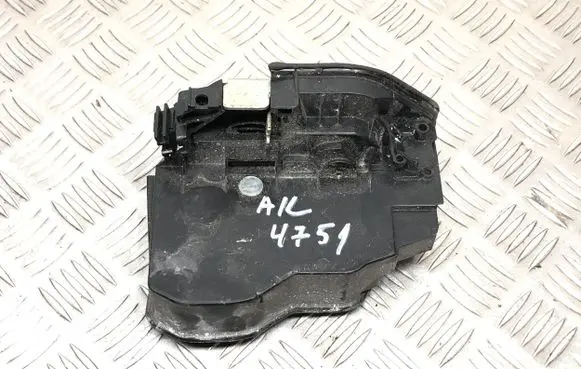 BMW 5 E60 E61 Rear door lock 19H81 A053702 7202148