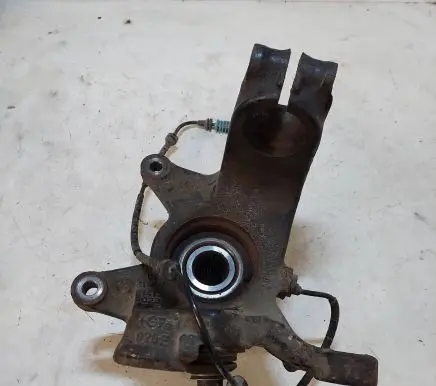 BMW X3 E83 Front wheel hub 3412023