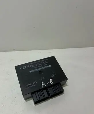 Audi A8 S8 D2 4D Parking PDC control unit/module 4D0919283