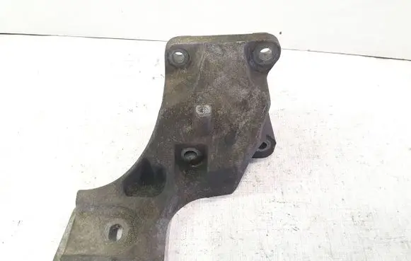 Land Rover Range Rover Sport L320 Engine mounting bracket AH226037BA