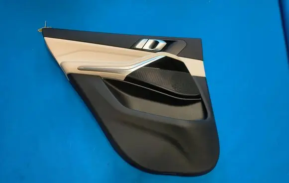 BMW X5 G05 Coupe rear side trim panel 