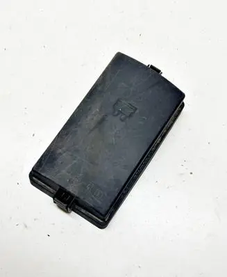 Volkswagen Golf VII Fuse box cover 5Q0937132B