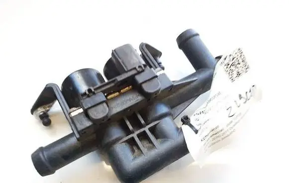 BMW 5 GT F07 Coolant heater control valve 6411931034901 1147412221