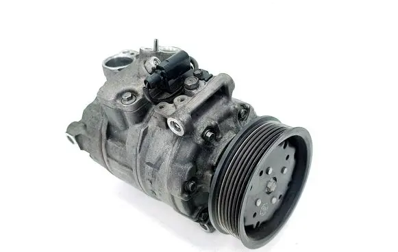 Porsche Cayenne (92A) Air conditioning (A/C) compressor (pump) 7P0820803M