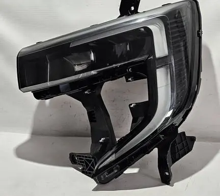 Renault Master III Headlight/headlamp 260609073R