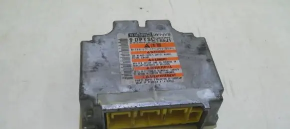 Suzuki Grand Vitara I Airbag control unit/module 3891065j30 38910-65j30