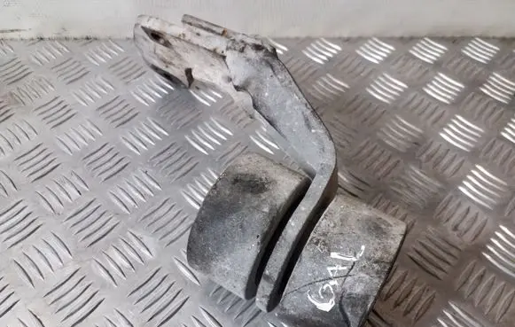 Other rear suspension part