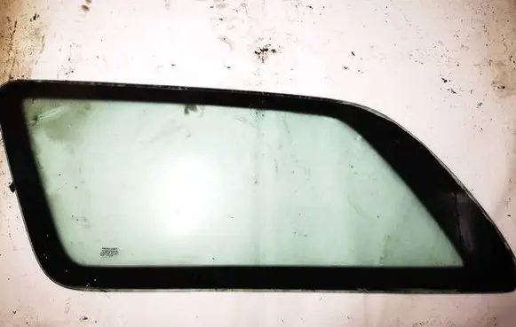 Ford Mondeo MK II Rear side window AS2