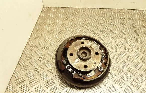 Toyota Aygo AB10 Rear wheel hub