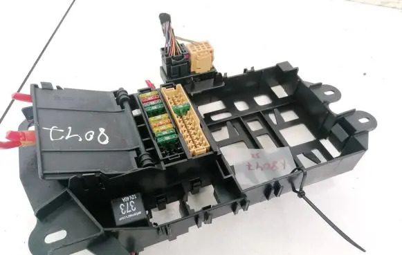 Audi A6 S6 C6 4F Fuse box set 4F0971845