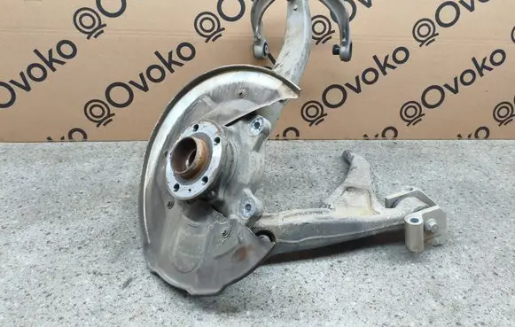 Volvo XC90 Front wheel hub spindle knuckle 