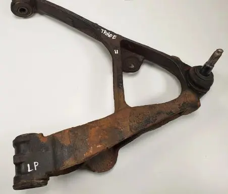 Chevrolet Tahoe Front control arm 15047209L