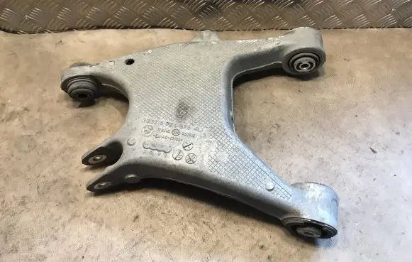 BMW 5 F10 F11 Rear upper control arm/wishbone 6794875