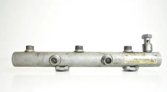 Audi Q7 4L Fuel main line pipe 059130090AG