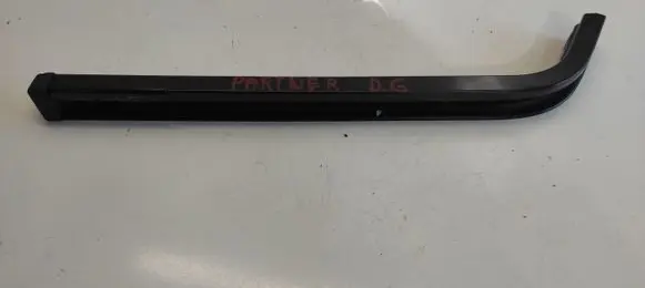 Peugeot Partner Sliding door trim 