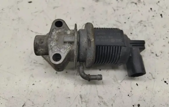 Volkswagen Golf V EGR valve 06A131501J 72824801 04T173