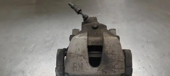 Ford C-MAX II Front brake caliper