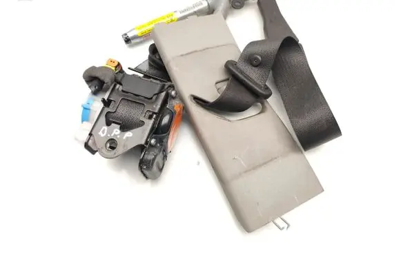 Opel Insignia A Front seatbelt 84025371 99613697069