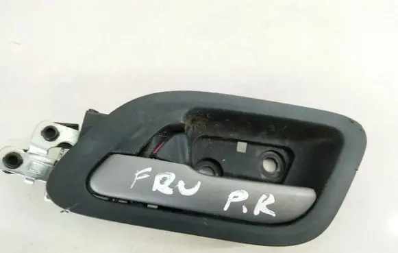 Honda FR-V Front door interior handle
