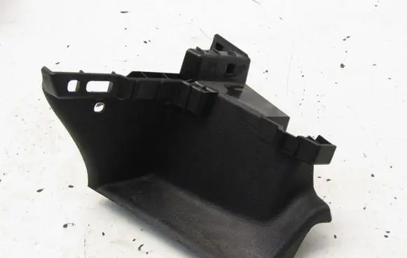Audi A3 S3 8V Other trunk/boot trim element 8V0863423