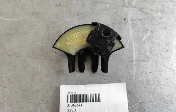Volvo S90, V90 Brake pedal sensor switch 31362641