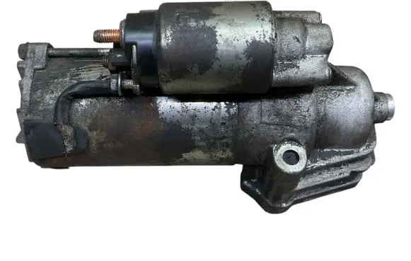 Ford Focus Starter motor 220157 ECSL16