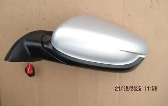 KIA Ceed Front door electric wing mirror 20435145