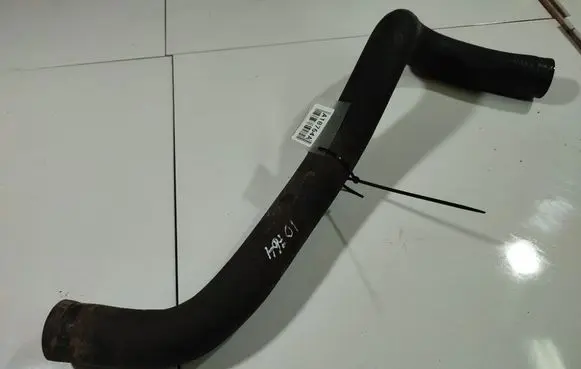 Honda Civic Engine coolant pipe/hose