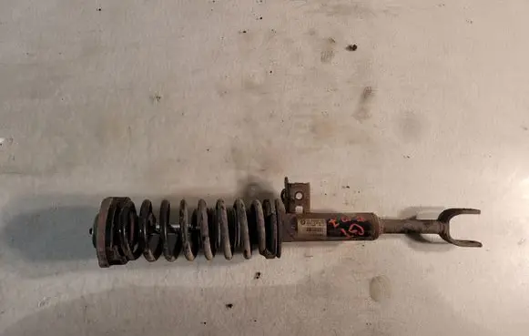 BMW 5 GT F07 Front shock absorber with coil spring 6795445