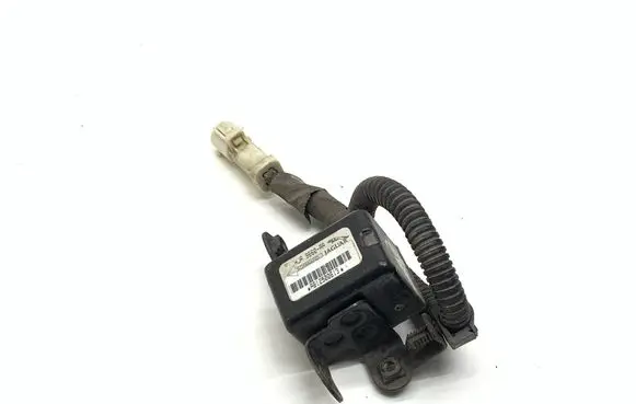 Jaguar XK8 - XKR Airbag deployment crash/impact sensor HJA9660AA