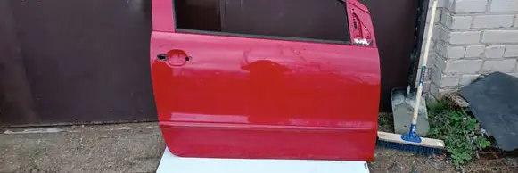 Volkswagen Fox Front door 5Z3831312