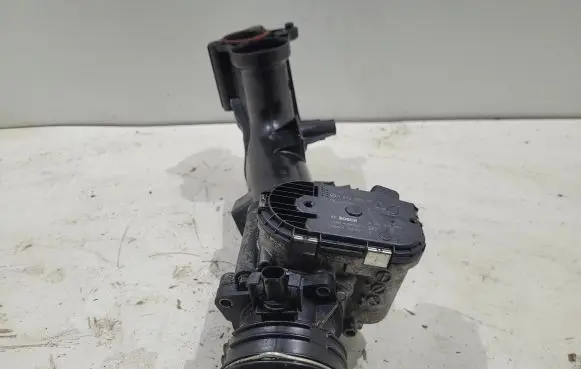 Mercedes-Benz GLK (X204) Throttle valve A6420900270 A6420901037 A0061531528