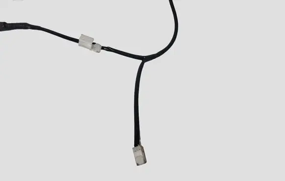 Toyota Avensis T270 Front seatbelt buckle E034501