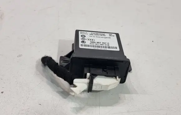 Volkswagen PASSAT B6 Light module LCM 5M0907357C