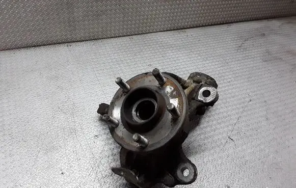 Front wheel hub spindle knuckle