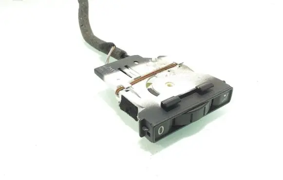 Volkswagen Touareg I Air circulation switch 7L6819766 81601080