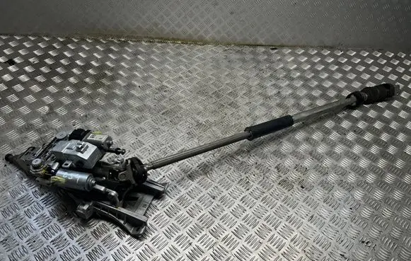 Steering wheel axle set
