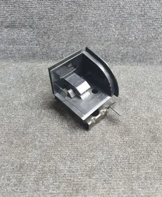 BMW 3 E90 E91 Parcel shelf load cover mount bracket 9129062