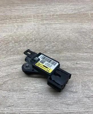 Opel Signum Airbag deployment crash/impact sensor 13102025