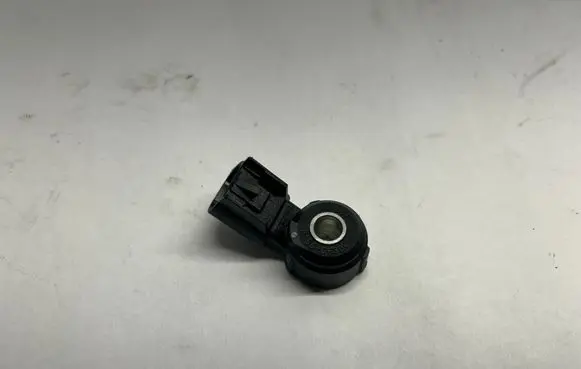 Chevrolet Camaro Detonation knock sensor 12623095