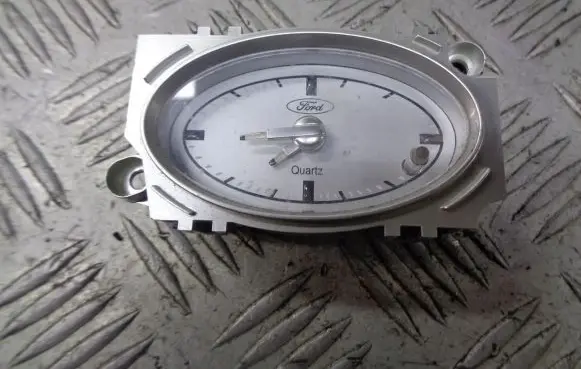 Ford Mondeo Mk III Clock 1S71-15000-AF