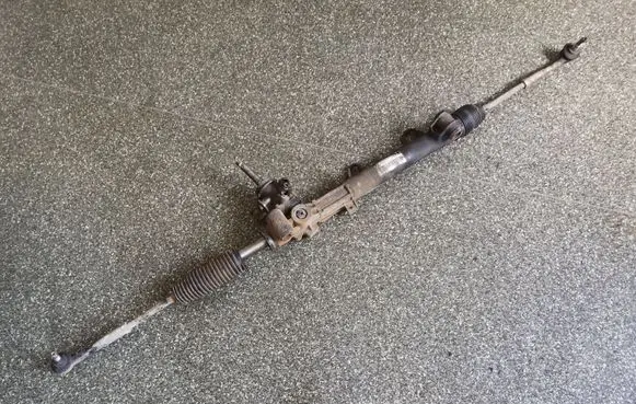 Opel Zafira B Steering rack 13188616